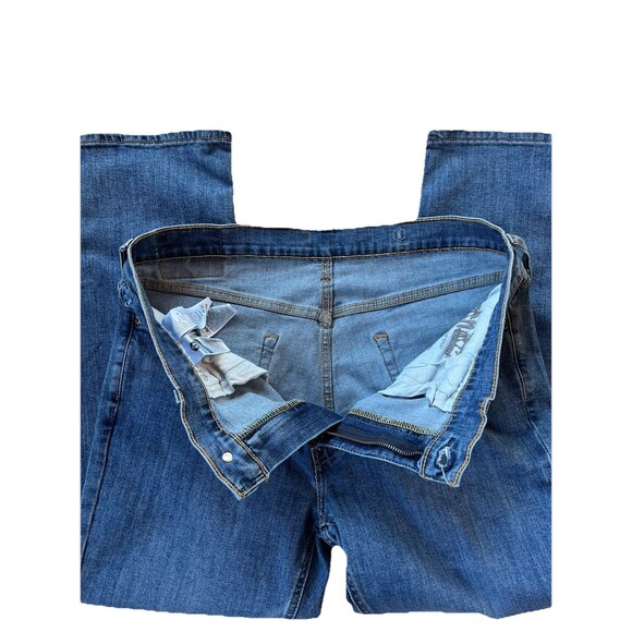 Levi’s 541 Medium Wash 34 X 30 Men’ S Straight Leg Blue Jeans - Picture 4 of 6